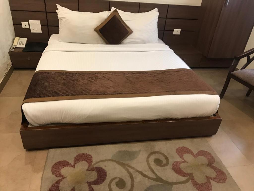 Hotel City Square Hisār المظهر الخارجي الصورة