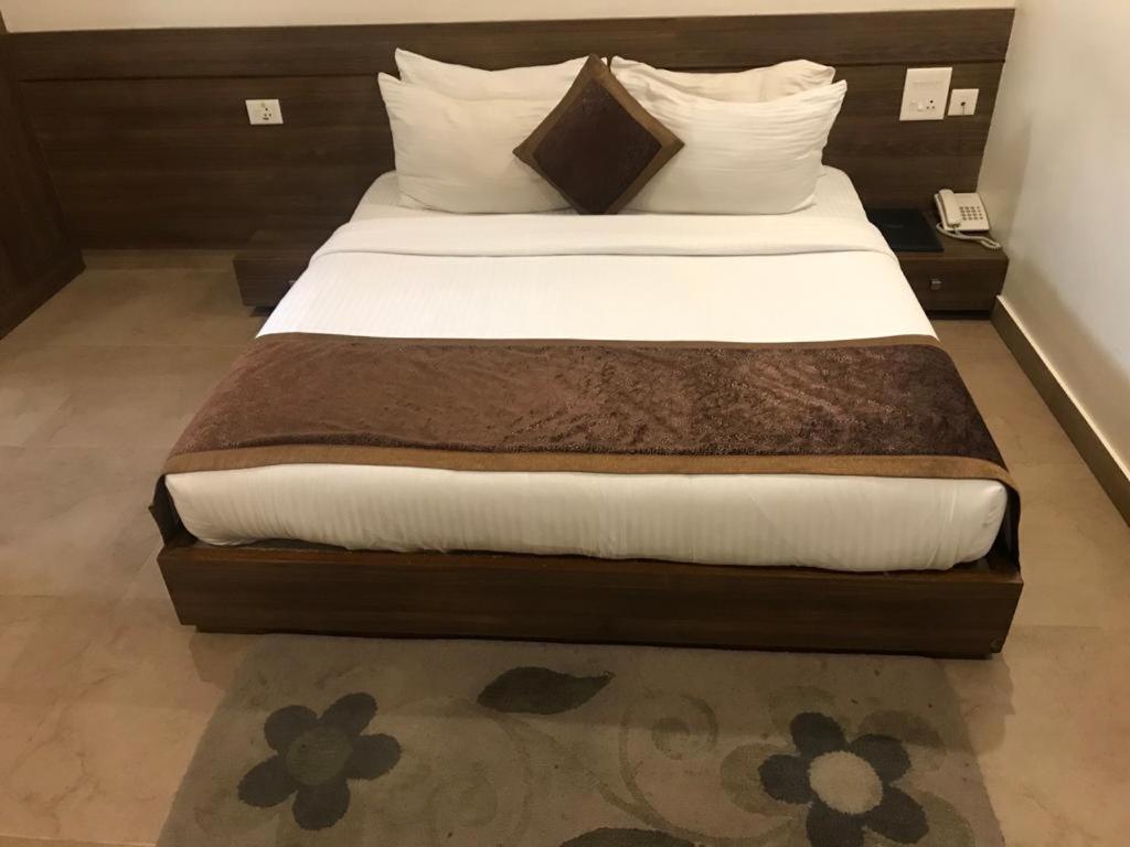 Hotel City Square Hisār المظهر الخارجي الصورة