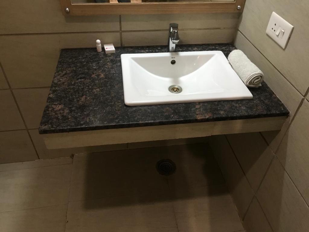 Hotel City Square Hisār المظهر الخارجي الصورة