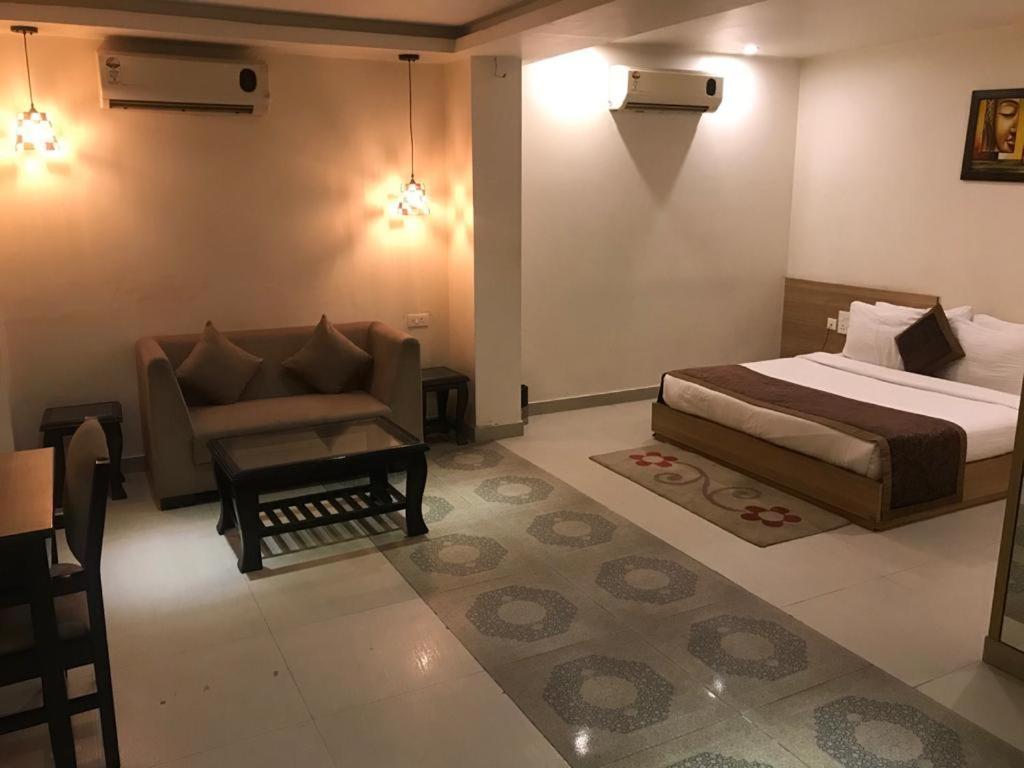 Hotel City Square Hisār المظهر الخارجي الصورة